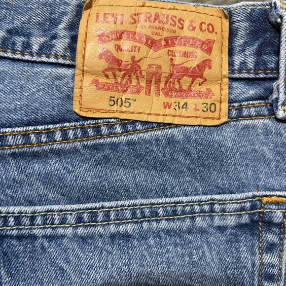 Levis 505 Mens Straight Leg Jeans W34 L30 Medium Wash Denim Regular Fit - Picture 2 of 12